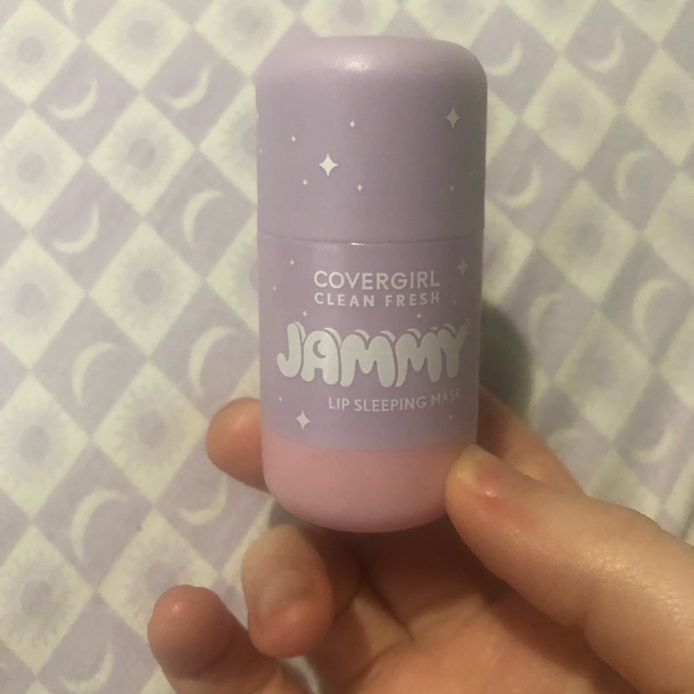 COVERGIRL Jammy Lip Sleeping Mask in Lavender and Pink